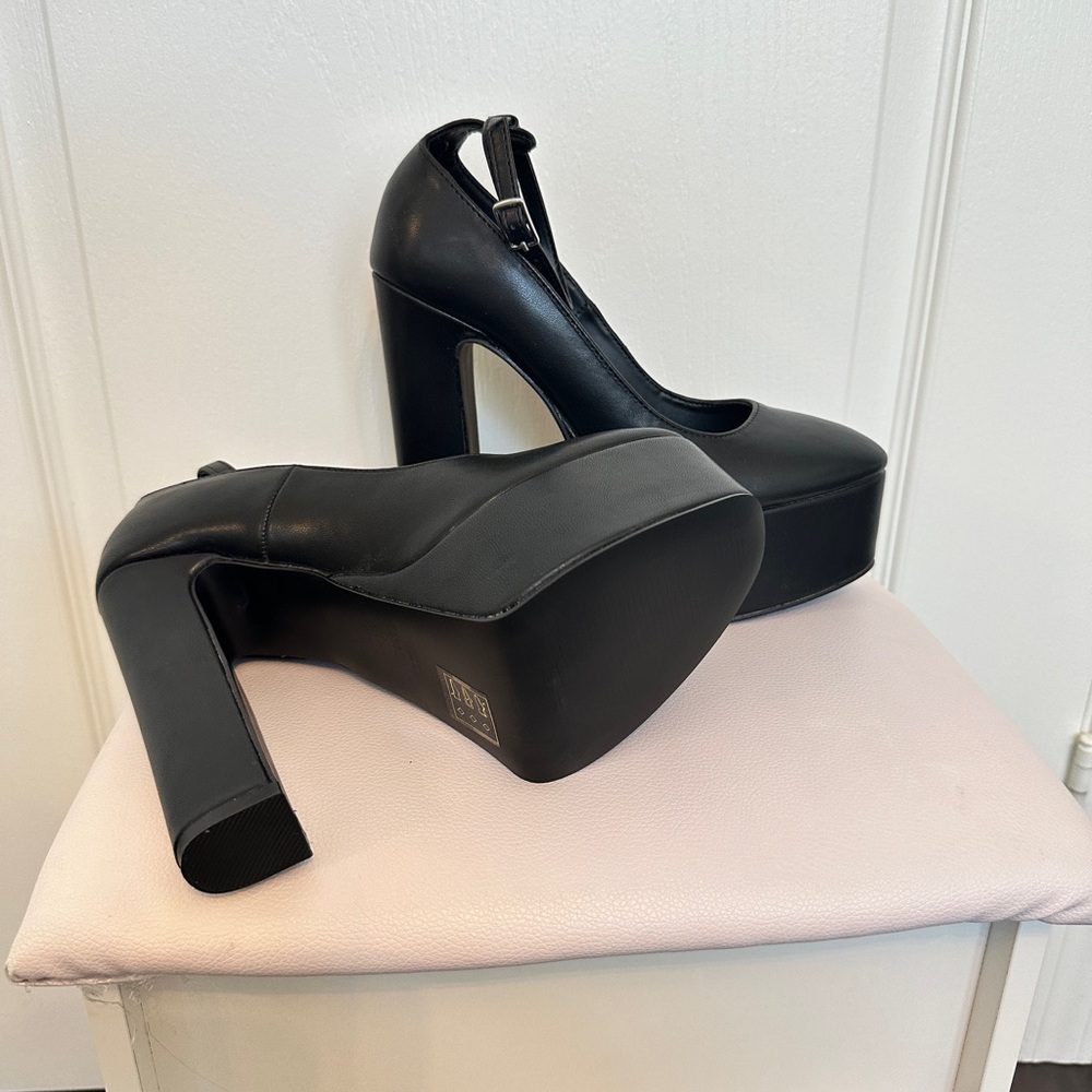 Call It Spring Black Mary Jane Platform Pumps - Picture 2 of 3